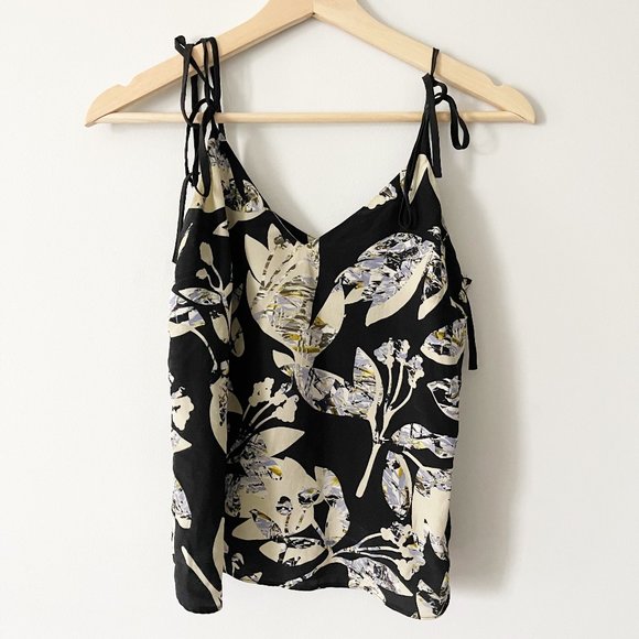 ✨ Floral Tank | Sam & Lavi - Picture 1 of 5
